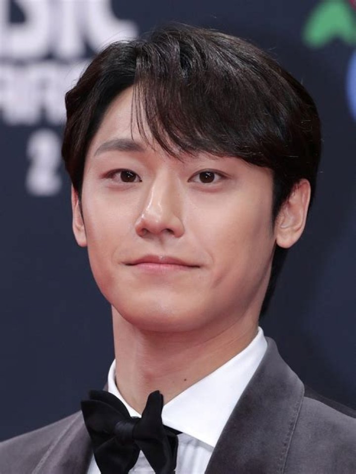 Unveiling the Talented Lee Do-Hyun: A Rising Star in the Entertainment Industry